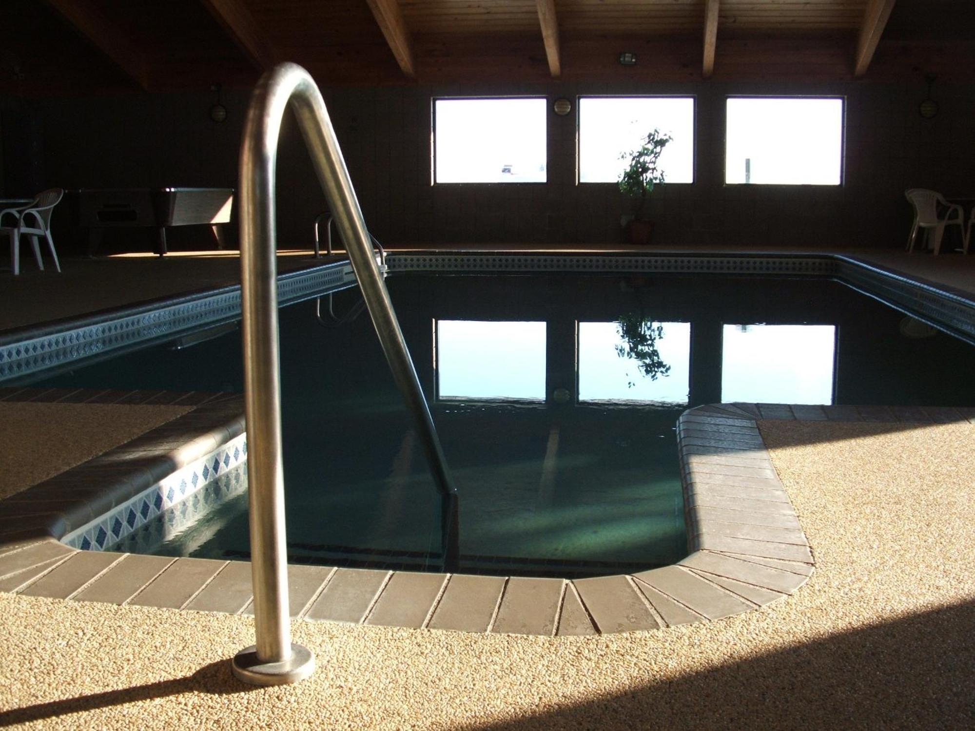 Americinn By Wyndham Hutchinson Eksteriør bilde